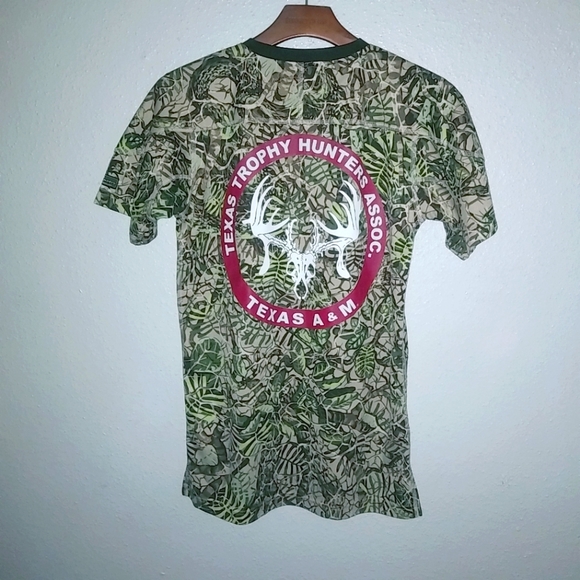 Texas A&M S Texas Trophy Hunters Association Cammo T-Shirt - Picture 1 of 7